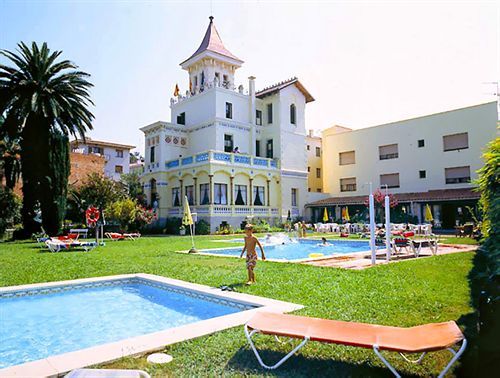 Hotel Hostal Del Sol Sant Feliu de Guixols Εξωτερικό φωτογραφία