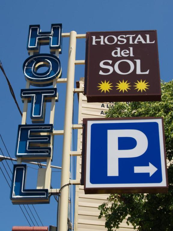 Hotel Hostal Del Sol Sant Feliu de Guixols Εξωτερικό φωτογραφία